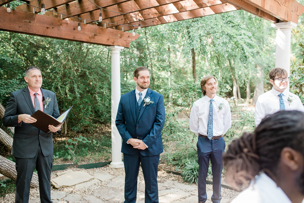 Wildwood Inn Denton TX wedding photos by Brandon Jones 